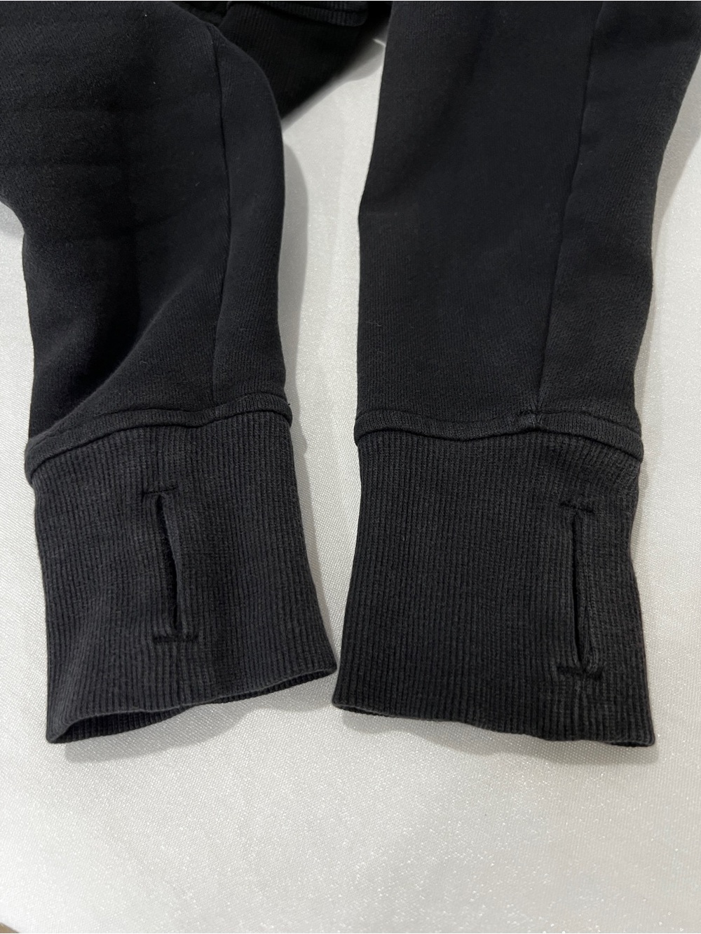 Lululemon Scuba Hoodie Cotton Fleece Black Size 6 Long Sleeve Comfy Long Sleeve - Picture 10 of 13